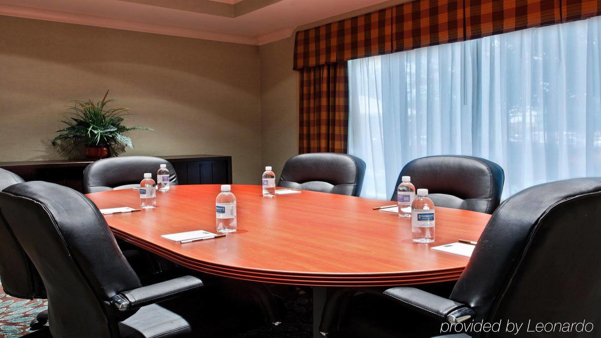 Hotel Staybridge Downtown - Convention Center By Ihg 3*